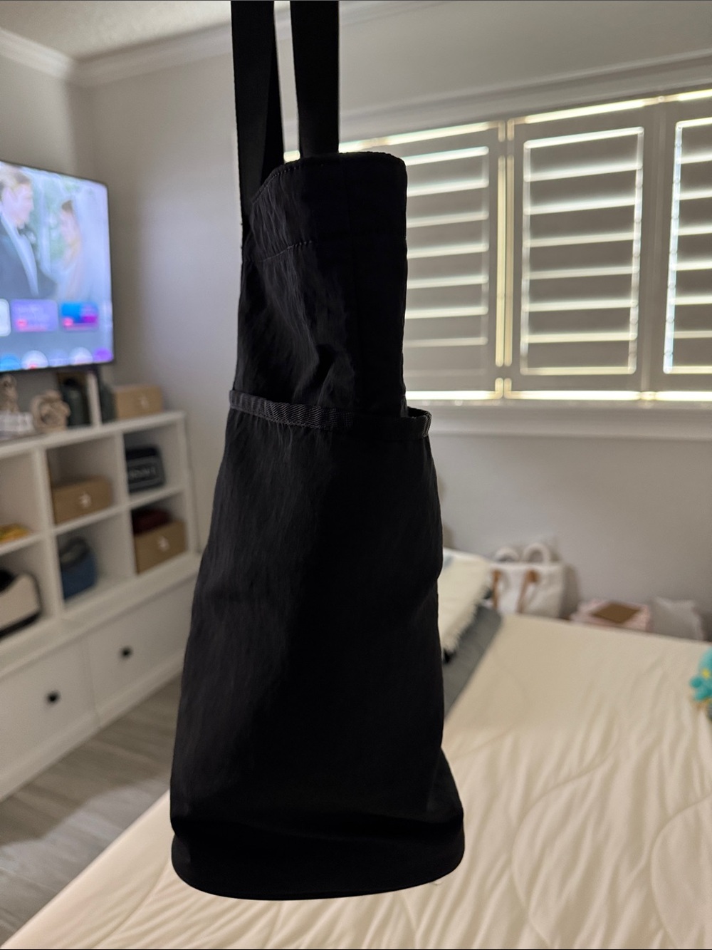 Lululemon Daily Multi-Pocket Tote Bag 20L - Picture 8 of 12